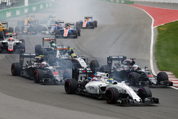Felipe Massa, Williams FW38 at the start of the race