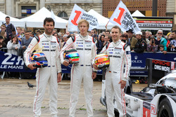 #1 Porsche Team Porsche 919 Hybrid: Timo Bernhard, Mark Webber, Brendon Hartley