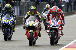 Cal Crutchlow, Team LCR Honda, Andrea Dovizioso, Ducati Team y Valentino Rossi, Yamaha Factory Racin