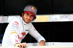 Карлос Сайнс мл., Scuderia Toro Rosso