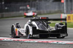 #1 Porsche Team Porsche 919 Hybrid: Timo Bernhard, Mark Webber, Brendon Hartley