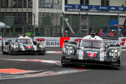 #2 Porsche Team Porsche 919 Hybrid: Romain Dumas, Neel Jani, Marc Lieb