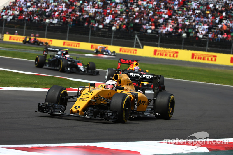 17e - Kevin Magnussen (Renault)