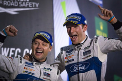 Podium GTE : Les vainqueurs, #67 Ford Chip Ganassi Racing Team UK Ford GT: Andy Priaulx, Harry Tincknell