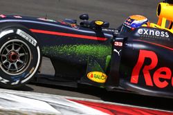 Max Verstappen, Red Bull Racing RB12 avec de la peinture flow-viz