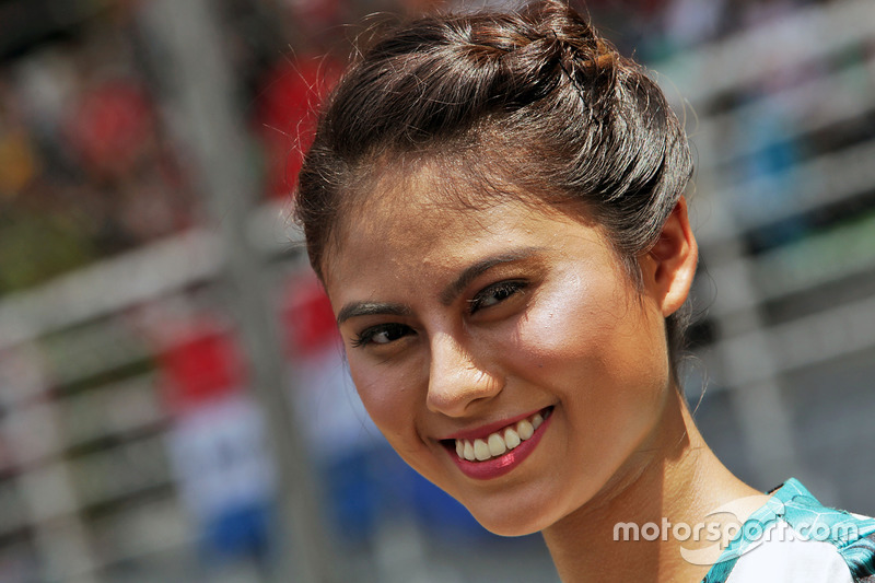 Grid girl