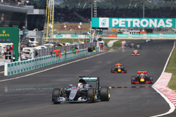 Lewis Hamilton, Mercedes AMG F1 W07 Hybrid