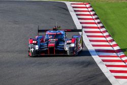 #8 Audi Sport Team Joest Audi R18 e-tron quattro: Lucas di Grassi, Loic Duval, Oliver Jarvis