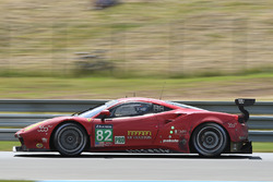 #82 Risi Competizione Ferrari 488 GTE: Giancarlo Fisichella, Toni Vilander, Matteo Malucelli