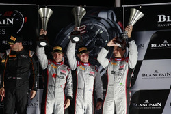 Albuquerque, Magnussen e Baptista no pódio de Paul Ricard