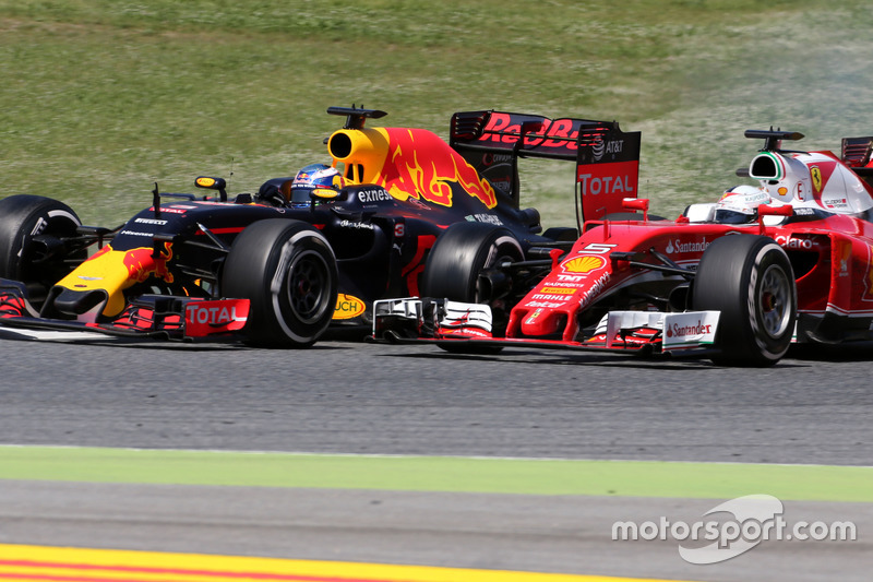 Daniel Ricciardo, Red Bull Racing und Sebastian Vettel, Scuderia Ferrari