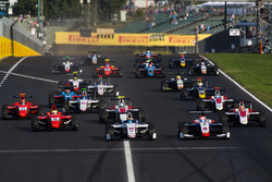 Matthew Parry, Koiranen GP, voor Antonio Fuoco, Trident, Jake Dennis, Arden International, Jack Aitk