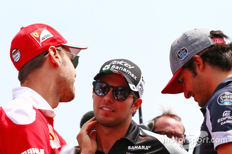 Sebastian Vettel, Ferrari, Sergio Pérez, Sahara Force India F1 y Carlos Sainz Jr., Scuderia Toro Rosso en el desfile de pilotos