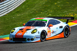 #86 Gulf Racing Porsche 911 RSR: Michael Wainwright, Adam Carroll, Ben Barker