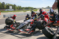 Sébastien Bourdais, KV Racing Technology Chevrolet, au stand