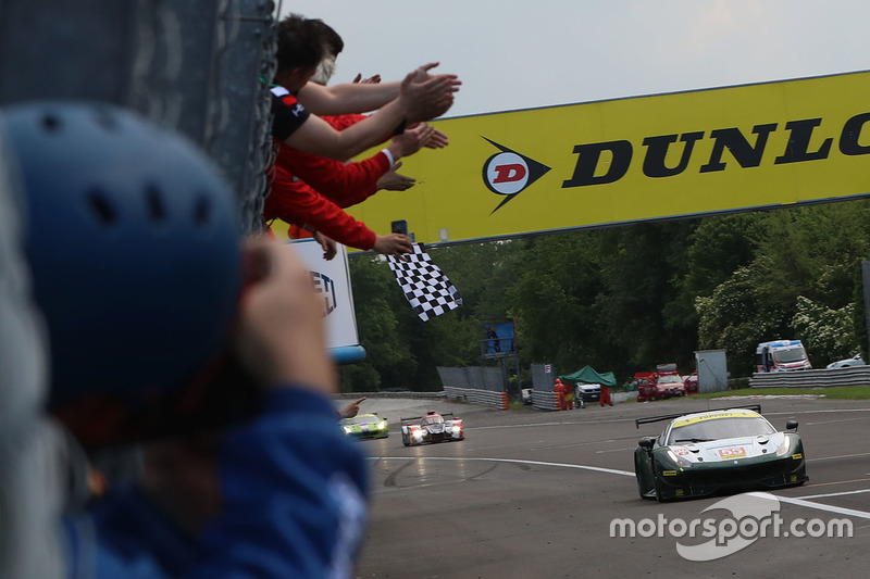 #55 Duncan Cameron / Matthew Griffin / Aaron Scott SPIRIT OF RACE D Ferrari F488 GTE
