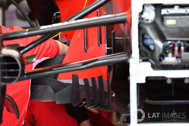 Bargeboard y suspensión delantera del Ferrari SF71H