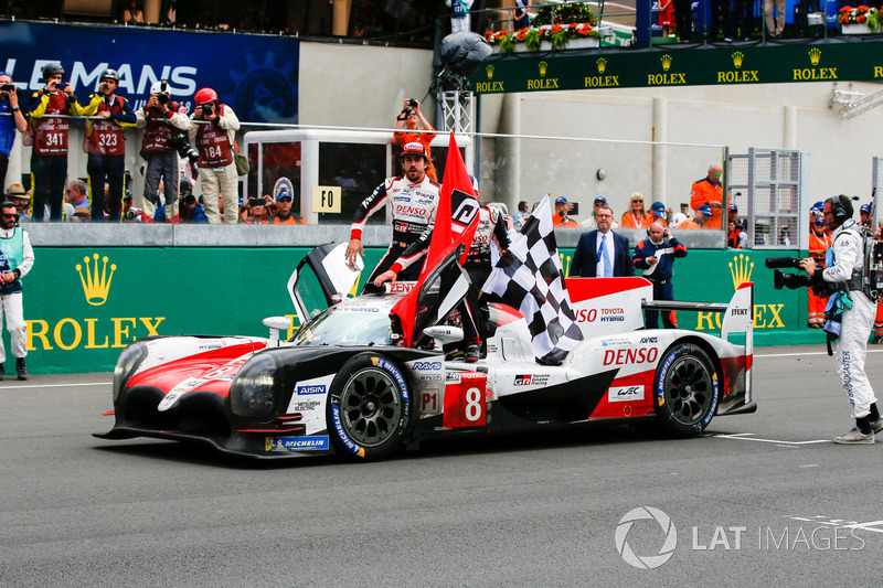 #8 Toyota Gazoo Racing Toyota TS050: Sébastien Buemi, Kazuki Nakajima, Fernando Alonso