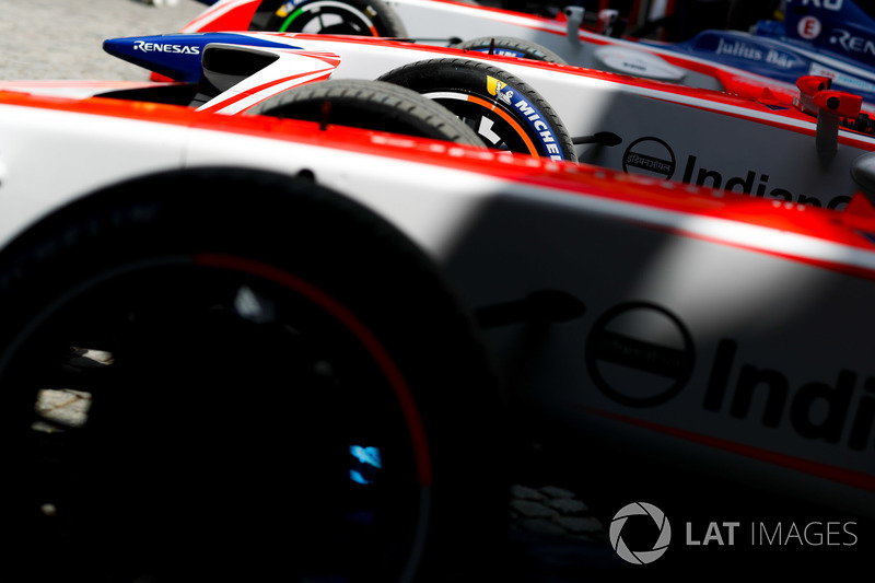Cars of Felix Rosenqvist, Mahindra Racing, Nick Heidfeld, Mahindra Racing