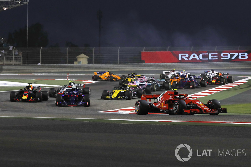 Kimi Raikkonen, Ferrari SF71H en la arrancada