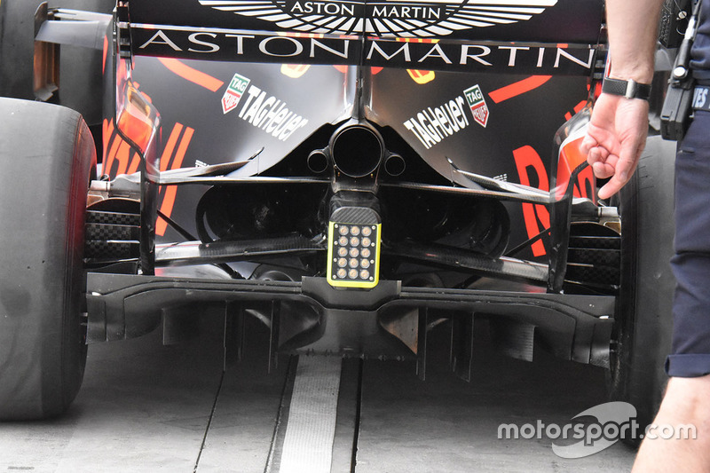 Red Bull Racing RB14 diffuser detail