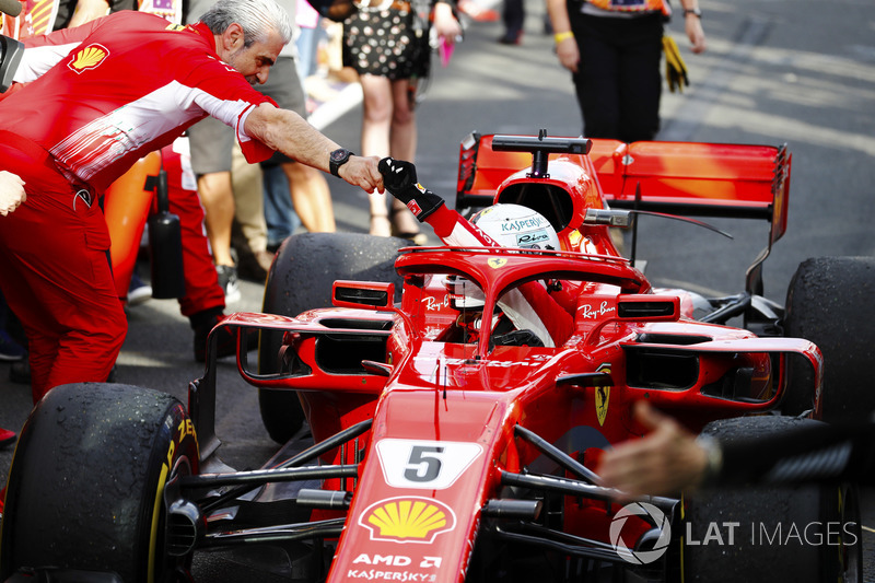 Победитель Себастьян Феттель, Ferrari SF71H