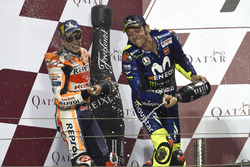 Segundo, Marc Márquez, Repsol Honda Team, tercero, Valentino Rossi, Yamaha Factory Racing