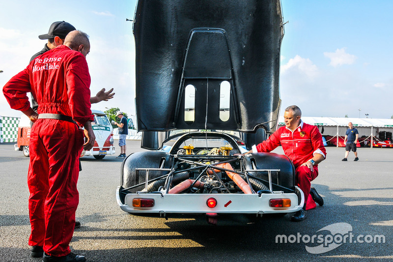 Porsche 908
