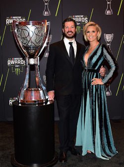 2017 champion Martin Truex Jr., Furniture Row Racing Toyota, Sherry Pollex