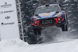 Thierry Neuville, Nicolas Gilsoul, Hyundai i20 WRC, Hyundai Motorsport