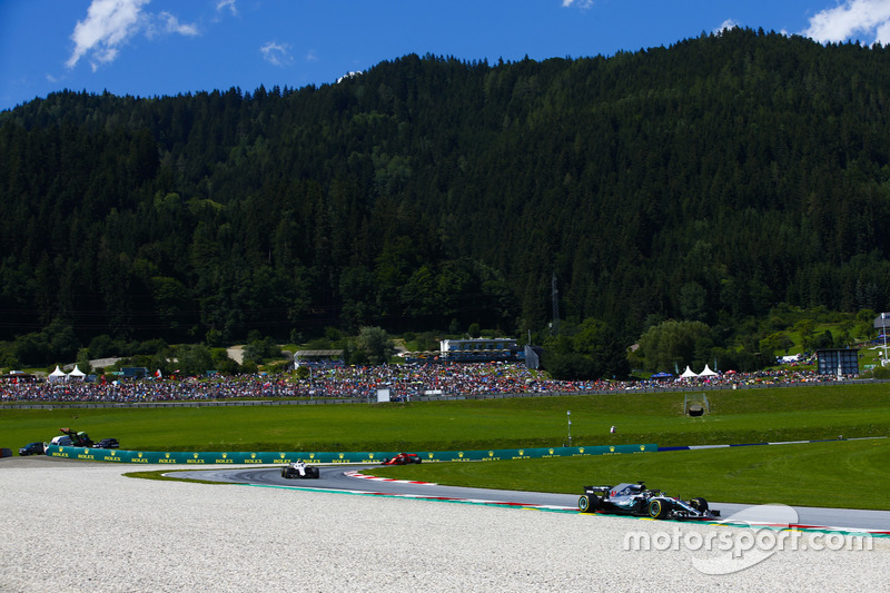 Lewis Hamilton, Mercedes AMG F1 W09