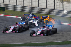 سيرجيو بيريز، فورس انديا وإستيبان أوكون، فورس إنديا وسيرغي سيروتكين، ويليامز وستوفيل فاندورن، مكلارين وبرندون هارتلي، تورو روسو