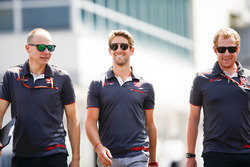Romain Grosjean, Haas F1 Team, walks the track with his team