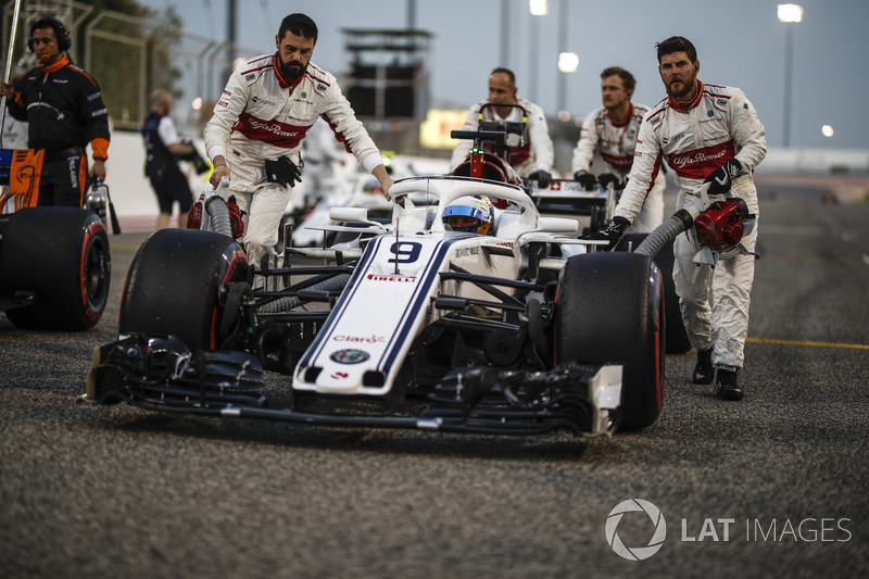 Marcus Ericsson, Sauber C37, sur la grille