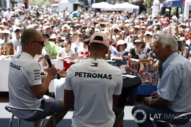 Rajongói nap a Forma-1-ben pénteken Monte Carlóban