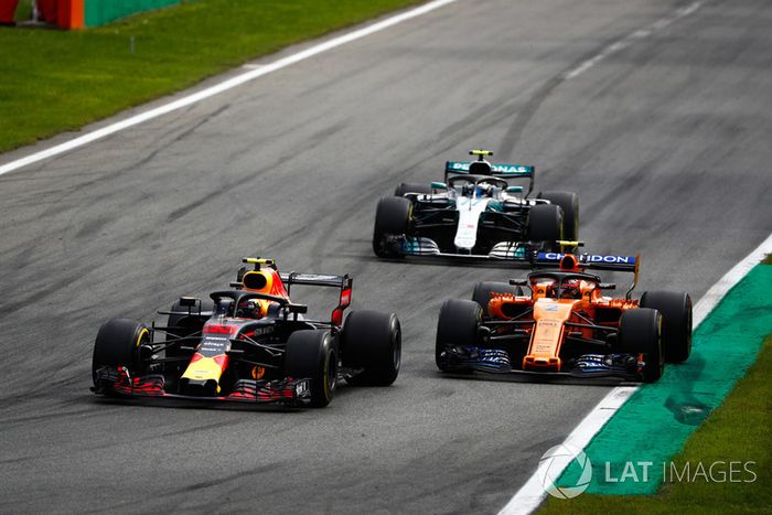 Max Verstappen, Red Bull Racing RB14 Tag Heuer, Stoffel Vandoorne, McLaren MCL33, Valtteri Bottas, Mercedes AMG F1 W09