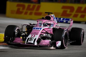 Sergio Perez, Racing Point Force India VJM11 sparks 