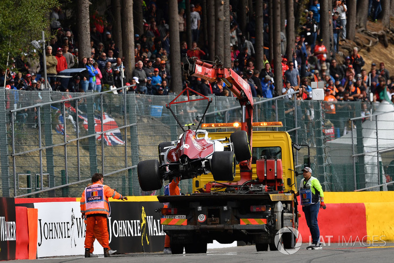 The crashed car of Charles Leclerc, Sauber C37 is recovered