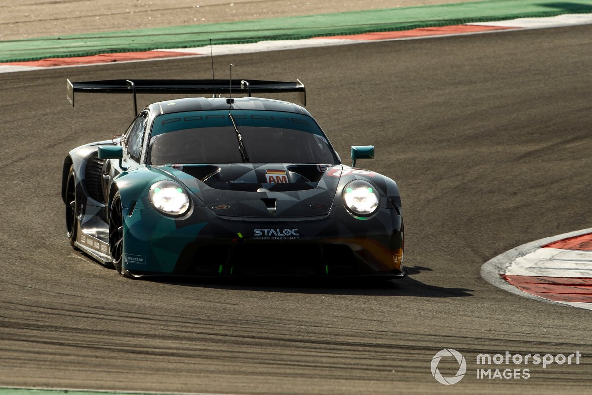 #88 Dempsey-Proton Racing Porsche 911 RSR - 19: Dominique Bastien, Marco Seefried, Julien Andlauer 