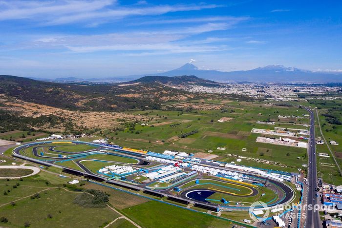 Vista aérea del Autódromo Miguel E. Abed