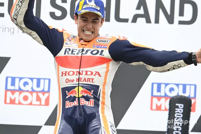 Podio: ganador de la carrera Marc Márquez, Repsol Honda Team