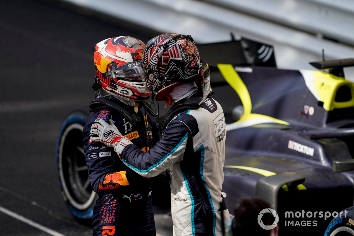 Liam Lawson, Hitech Grand Prix, y Dan Ticktum, Carlin