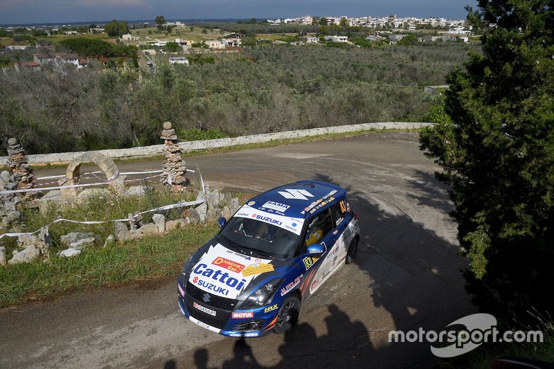 Roberto Pellè e Giulia Luraschi, Suzuki SWIFT 1.6 Sport R1, Destra 4