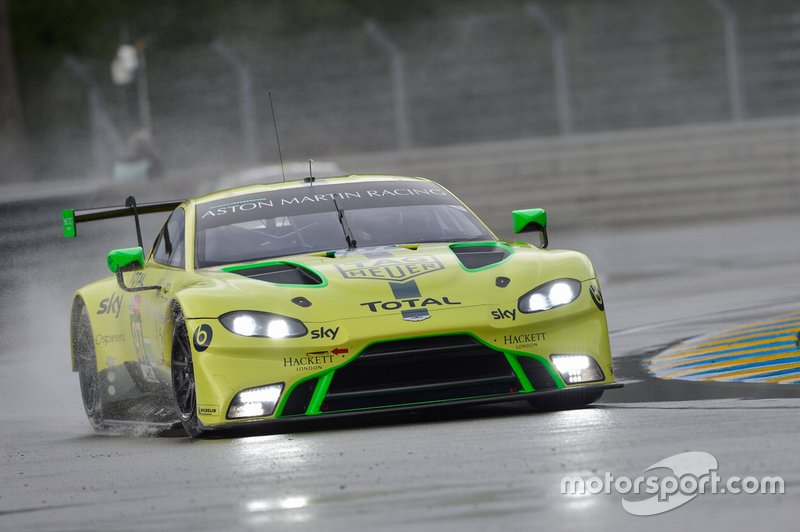 #97 Aston Martin Racing Aston Martin Vantage AMR: Alex Lynn, Maxime Martin, Jonathan Adam