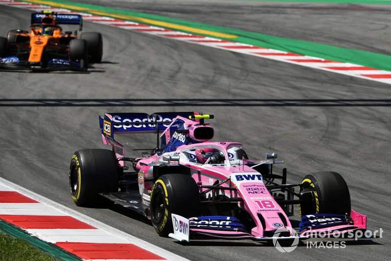 Lance Stroll, Racing Point RP19, guida Lando Norris, McLaren MCL34