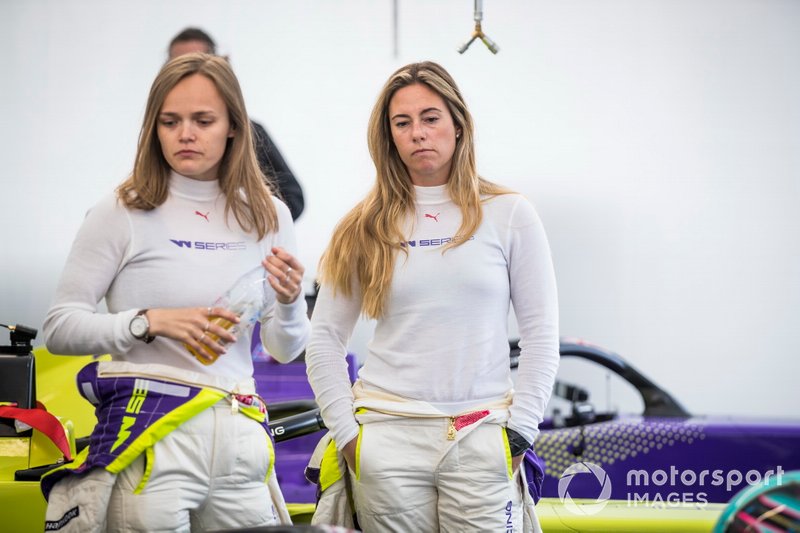 Sarah Moore, Shea Holbrook