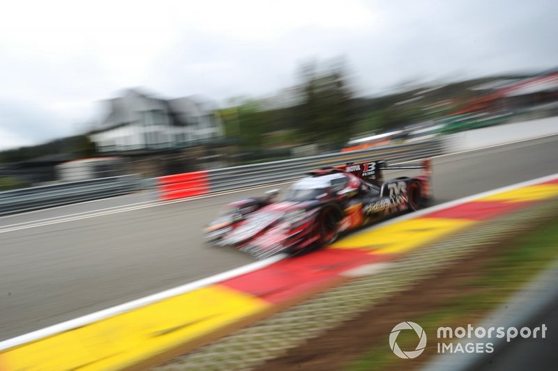 #3 Rebellion Racing Rebellion R-13 - Gibson: Nathanael Berthon, Thomas Laurent, Gustavo Menezes