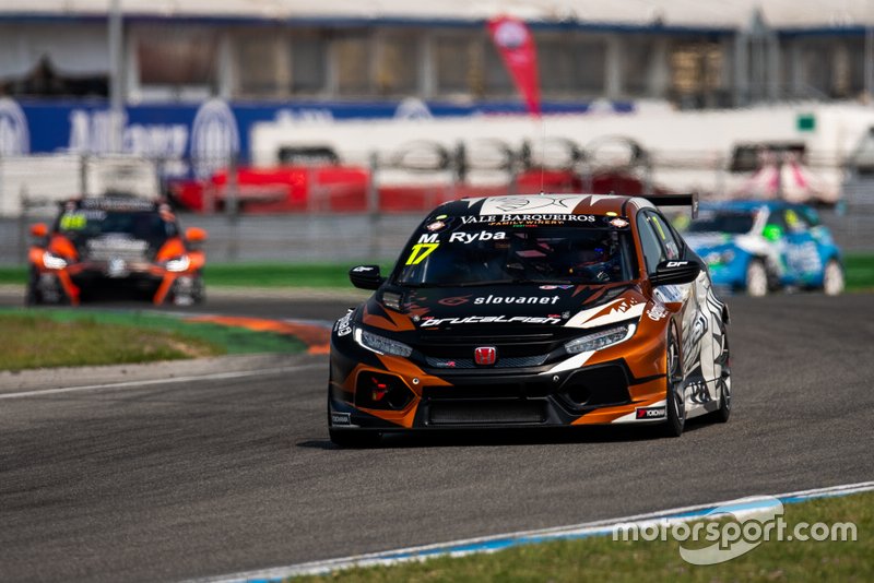 Martin Ryba, Brutal Fish Racing Team Honda Civic Type R TCR