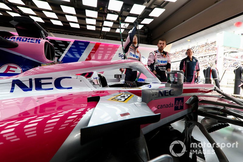 Sergio Perez, Racing Point RP19, prepares to head to the grid