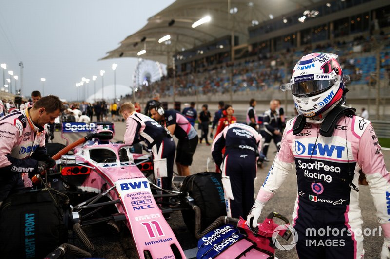 Sergio Perez, Racing Point, en la parrilla